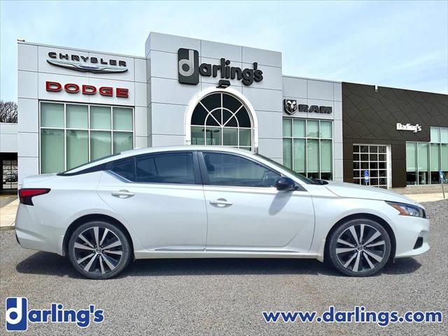 2022 Nissan Altima SR Intelligent AWD