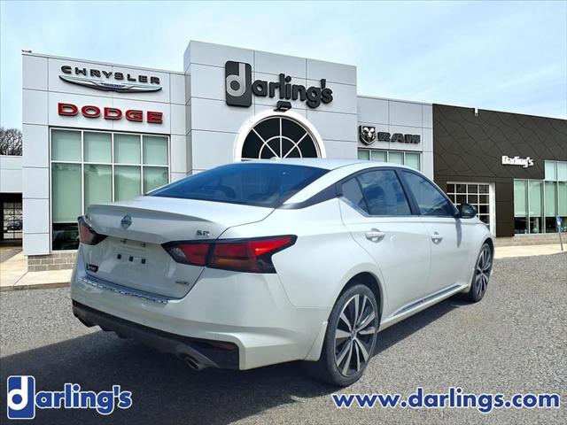 2022 Nissan Altima SR Intelligent AWD