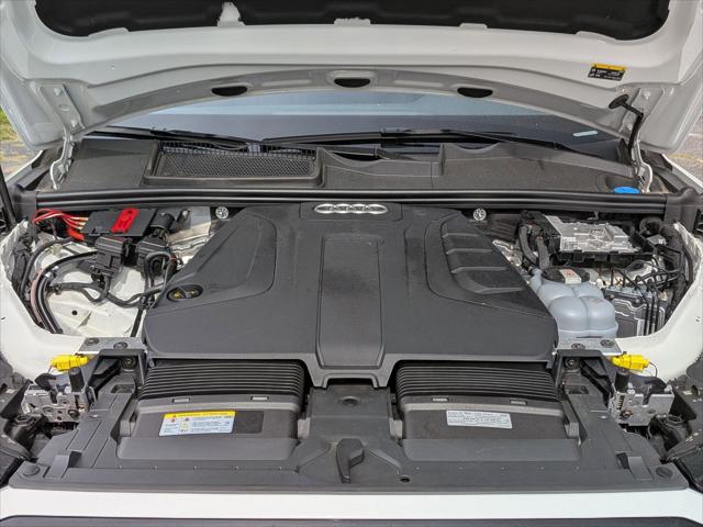 2023 Audi Q7 Premium Plus 45 TFSI quattro Tiptronic