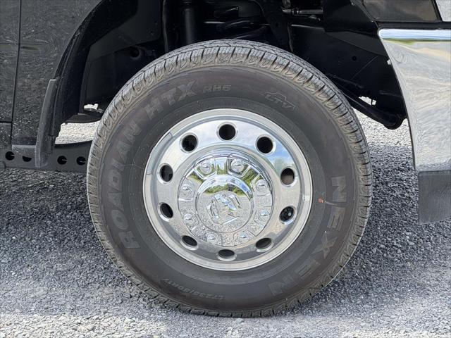 2026 Ram 3500 Big Horn Crew Cab 4x4 8' Box