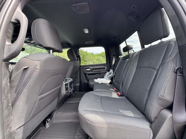 2026 Ram 3500 Big Horn Crew Cab 4x4 8' Box