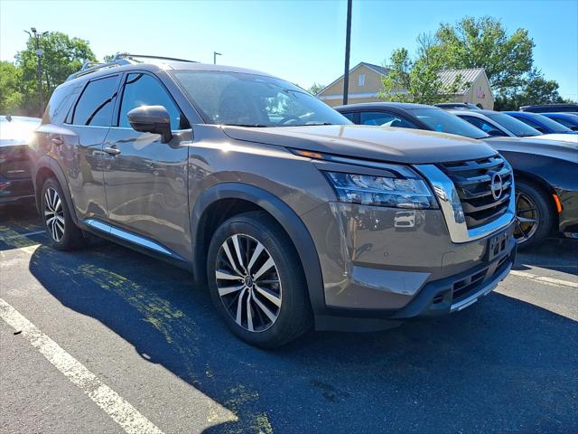 2024 Nissan Pathfinder Platinum 4WD