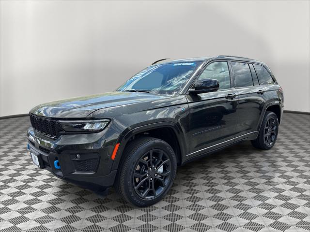 2024 Jeep Grand Cherokee Anniversary Edition