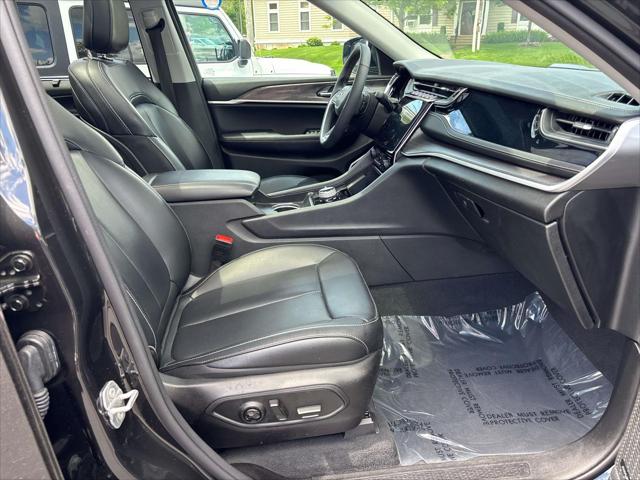 2024 Jeep Grand Cherokee Anniversary Edition