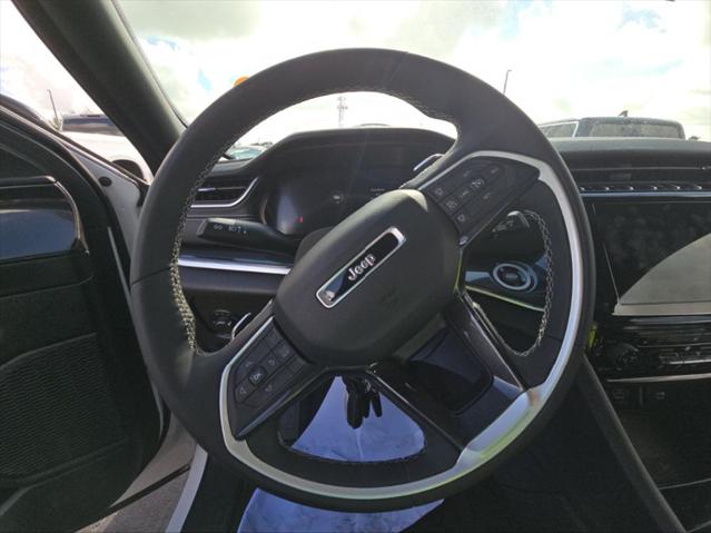2023 Jeep Grand Cherokee Altitude 4x2