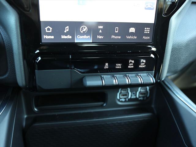 2024 Ram 1500 Big Horn Crew Cab 4x4 5'7" Box