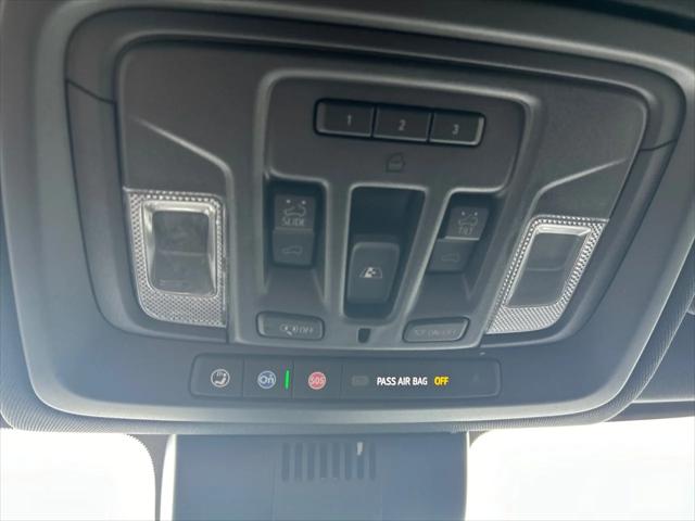 2024 GMC Sierra 1500 4WD Crew Cab Short Box AT4