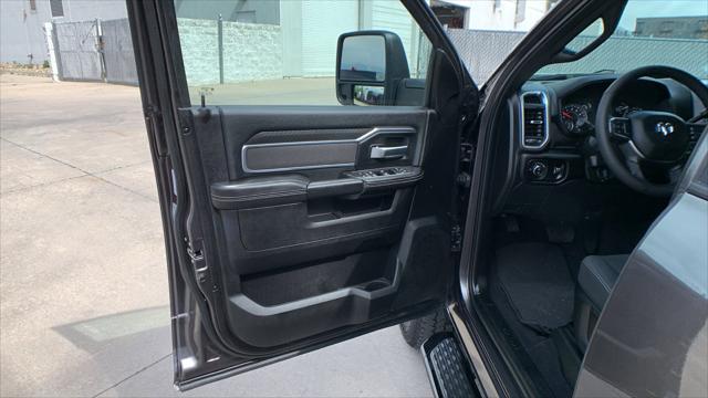 2026 Ram 2500 Big Horn Crew Cab 4x4 6'4" Box