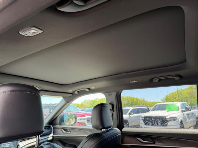 2026 Jeep Grand Cherokee Limited Reserve