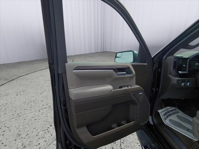 2023 GMC Sierra 1500 4WD Crew Cab Short Box SLT