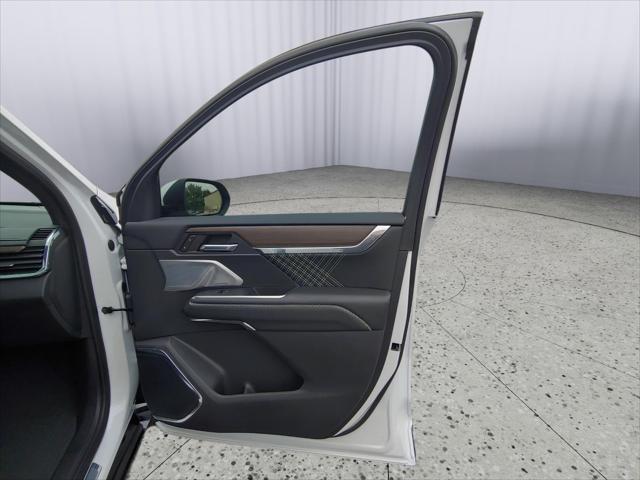 2024 GMC Acadia AWD Denali