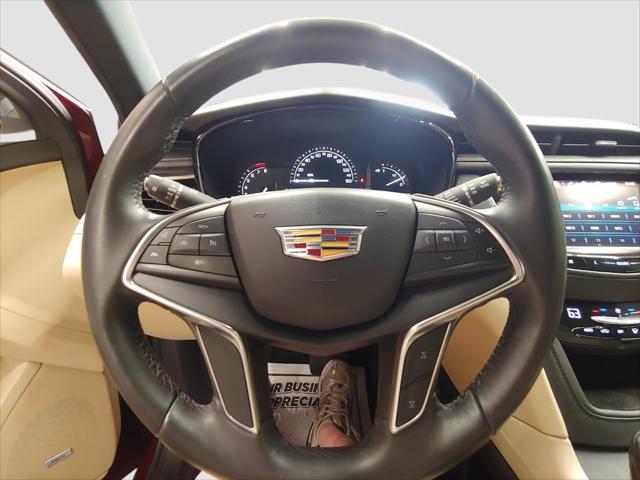 2018 Cadillac XT5 Standard