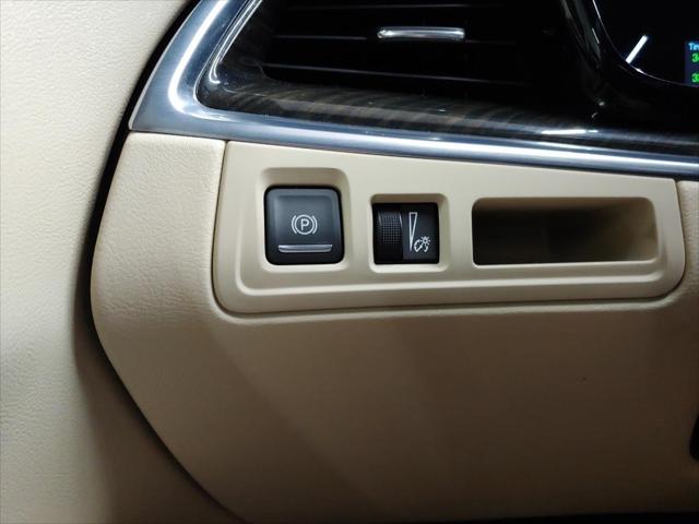 2018 Cadillac XT5 Standard