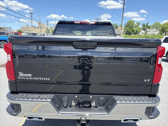 2026 Chevrolet Silverado 1500 4WD Crew Cab Standard Bed LT