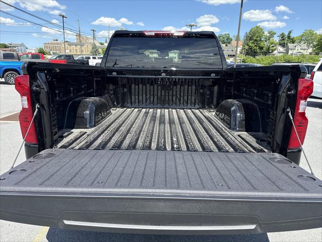 2026 Chevrolet Silverado 1500 4WD Crew Cab Standard Bed LT