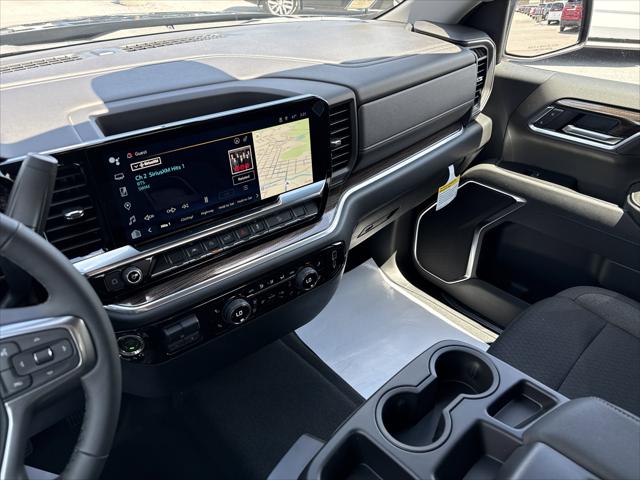 2026 Chevrolet Silverado 1500 4WD Crew Cab Standard Bed LT