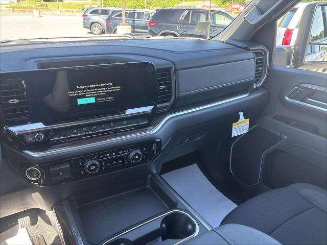 2026 Chevrolet Silverado 2500HD Crew Cab, Standard Bed, LT, 4WD