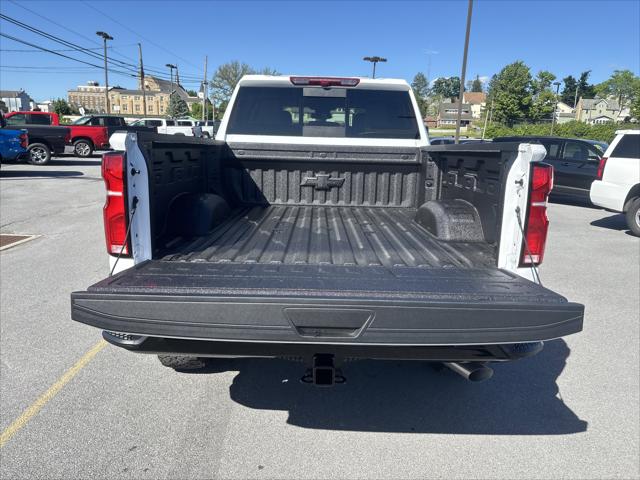2026 Chevrolet Silverado 2500HD Crew Cab, Standard Bed, LT, 4WD