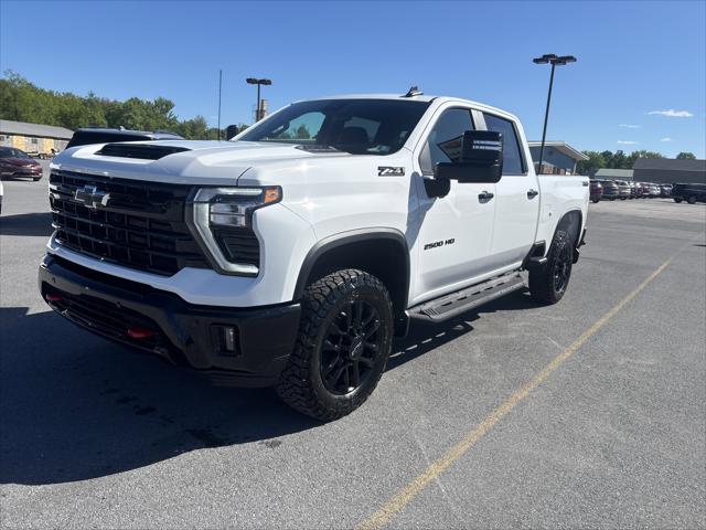 2026 Chevrolet Silverado 2500HD Crew Cab, Standard Bed, LT, 4WD