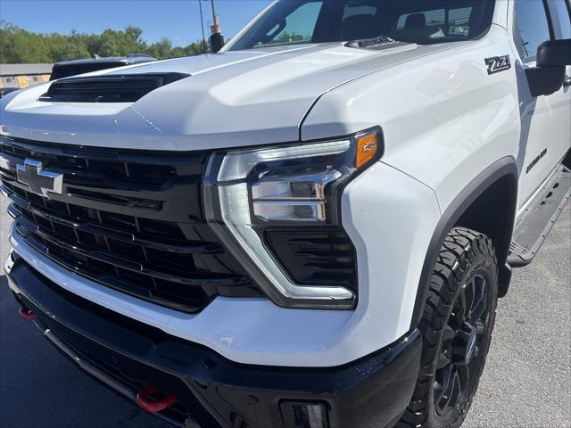 2026 Chevrolet Silverado 2500HD Crew Cab, Standard Bed, LT, 4WD