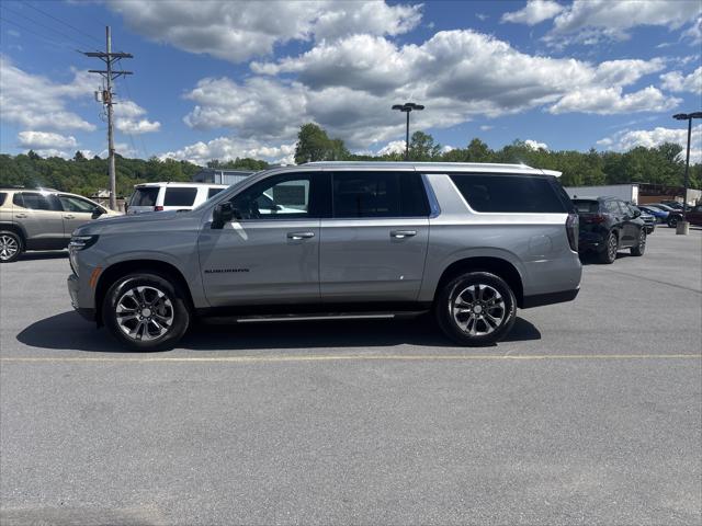 2026 Chevrolet Suburban LT, 4WD