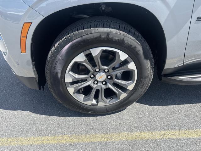 2026 Chevrolet Suburban LT, 4WD