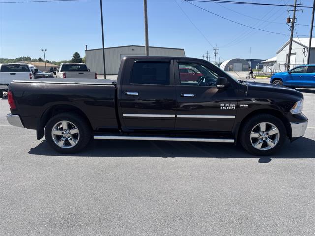 2017 Ram 1500 Big Horn Crew Cab 4x4 6'4" Box