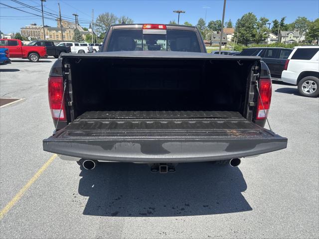 2017 Ram 1500 Big Horn Crew Cab 4x4 6'4" Box