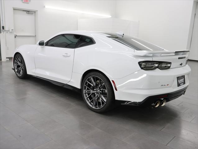 2023 Chevrolet Camaro RWD Coupe ZL1