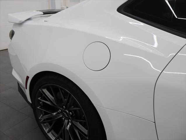 2023 Chevrolet Camaro RWD Coupe ZL1