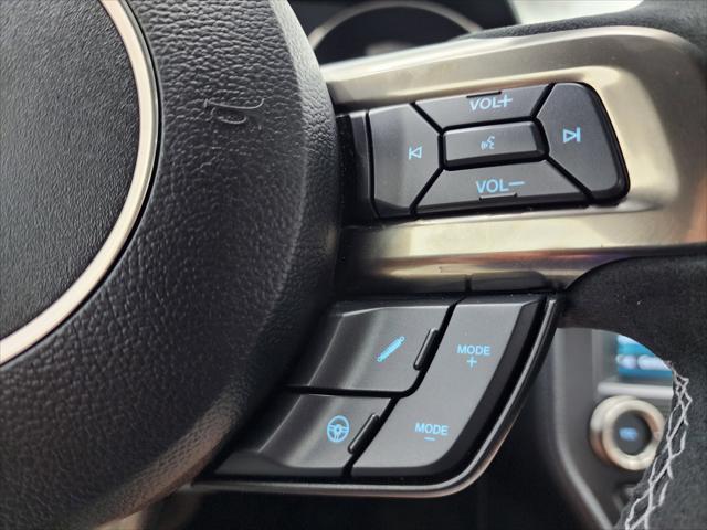 2016 Ford GT Shelby GT350: GT350-TECHNOLOGY PACKAGE-NAV-DUAL MODE EXHAUST-6 SPEED STICK-HEAT/COOL SEATS