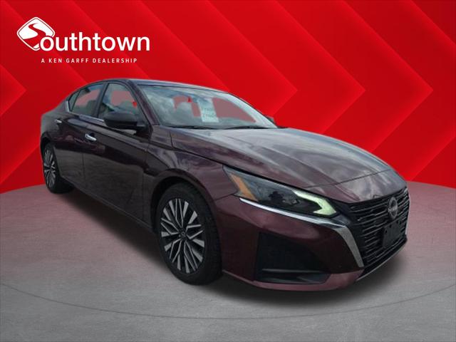 2024 Nissan Altima SV FWD for sale in Indianola, IA