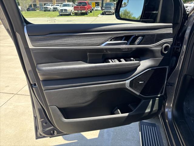 2023 Jeep Wagoneer Series III 4x4