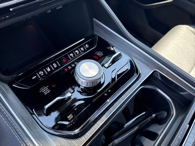 2023 Jeep Wagoneer Series III 4x4