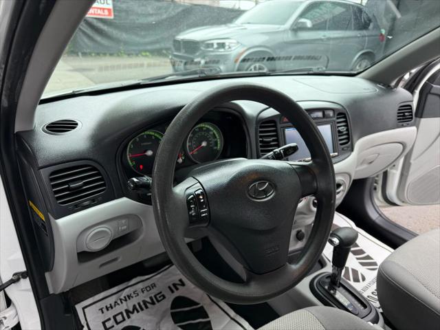 2009 Hyundai Accent GLS