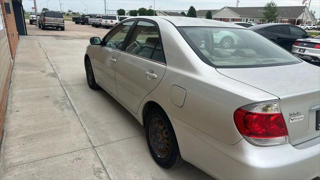 2006 Toyota Camry LE