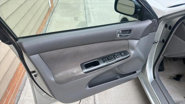 2006 Toyota Camry LE
