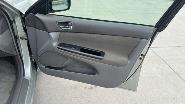 2006 Toyota Camry LE