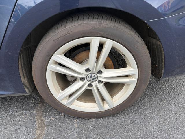 2014 Volkswagen Passat 1.8T SE