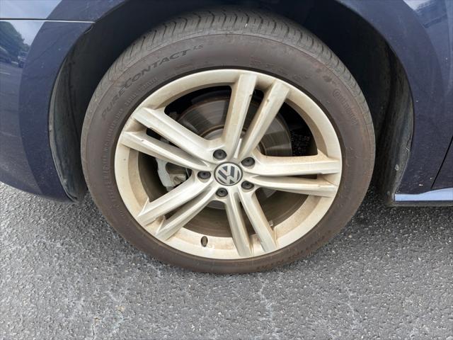2014 Volkswagen Passat 1.8T SE