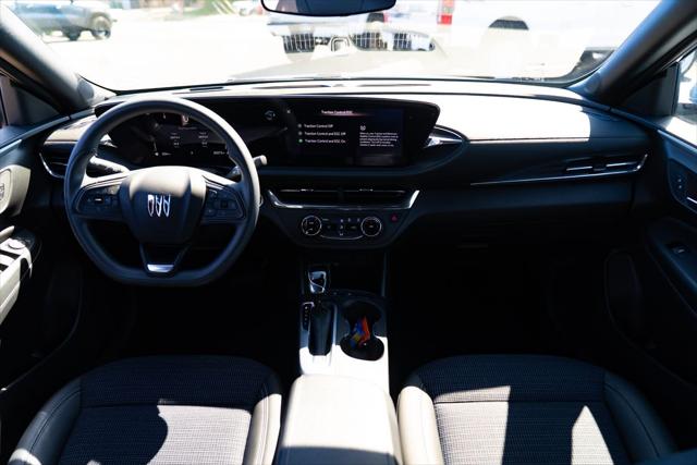 2025 Buick NV Preferred FWD