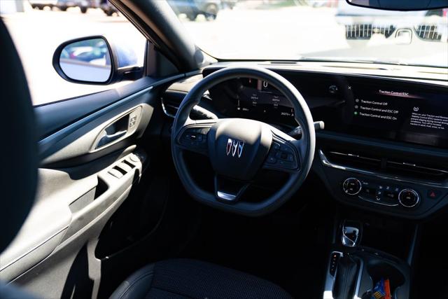 2025 Buick NV Preferred FWD