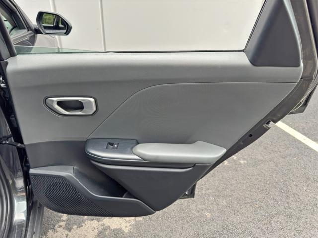 2025 Kia K4 LX