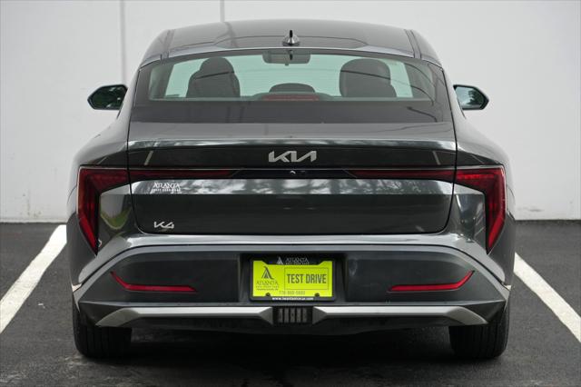 2025 Kia K4 LX