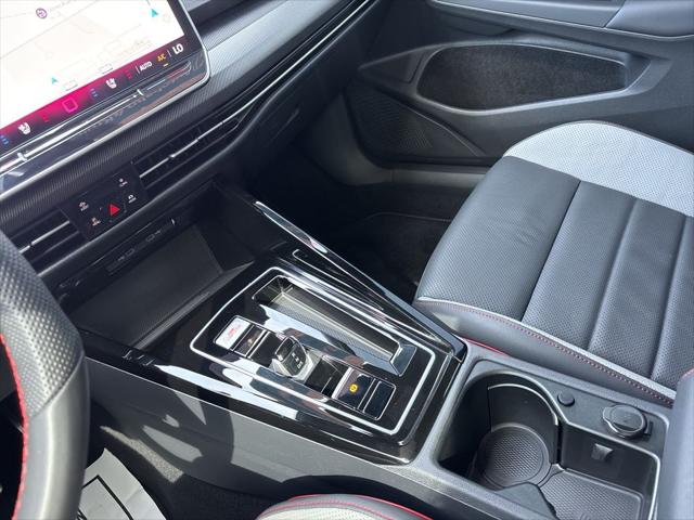 2025 Volkswagen Golf GTI 2.0T Autobahn