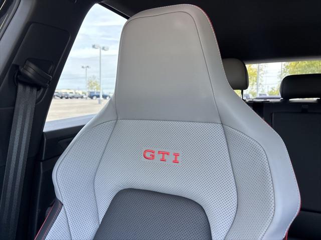 2025 Volkswagen Golf GTI 2.0T Autobahn