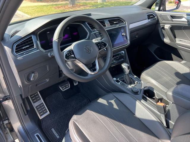 2022 Volkswagen Tiguan 2.0T SE R-Line Black