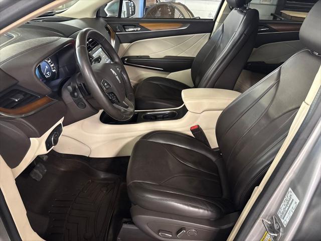 2015 Lincoln MKC Base