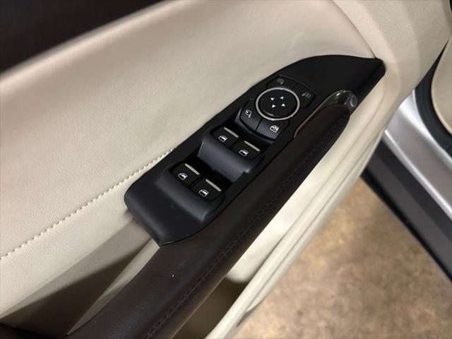 2015 Lincoln MKC Base