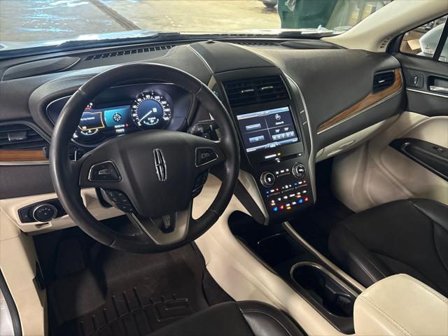 2015 Lincoln MKC Base